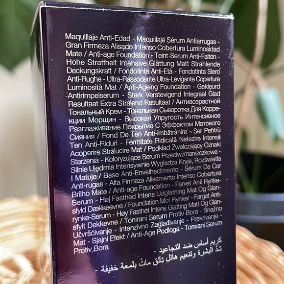 NIB ByTerry Terrybly Densiliss foundation 02 Cream Ivory - Picture 5 of 9